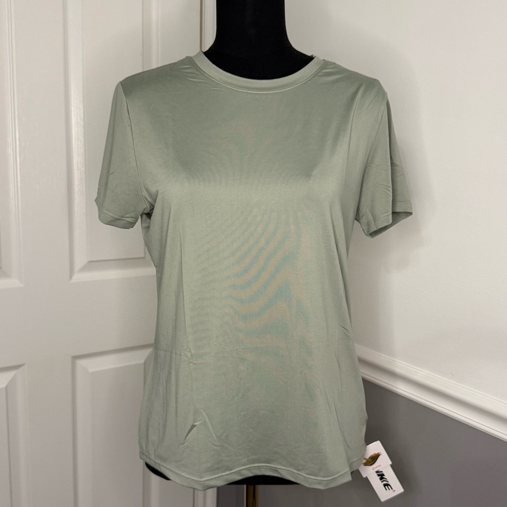 Green Uinke Short Sleeve Women's Shirt with UPF 50+ Sun Block, Small